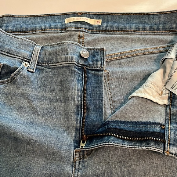 Levi’s Classic Capri High Rise Size 16 - Picture 16 of 16